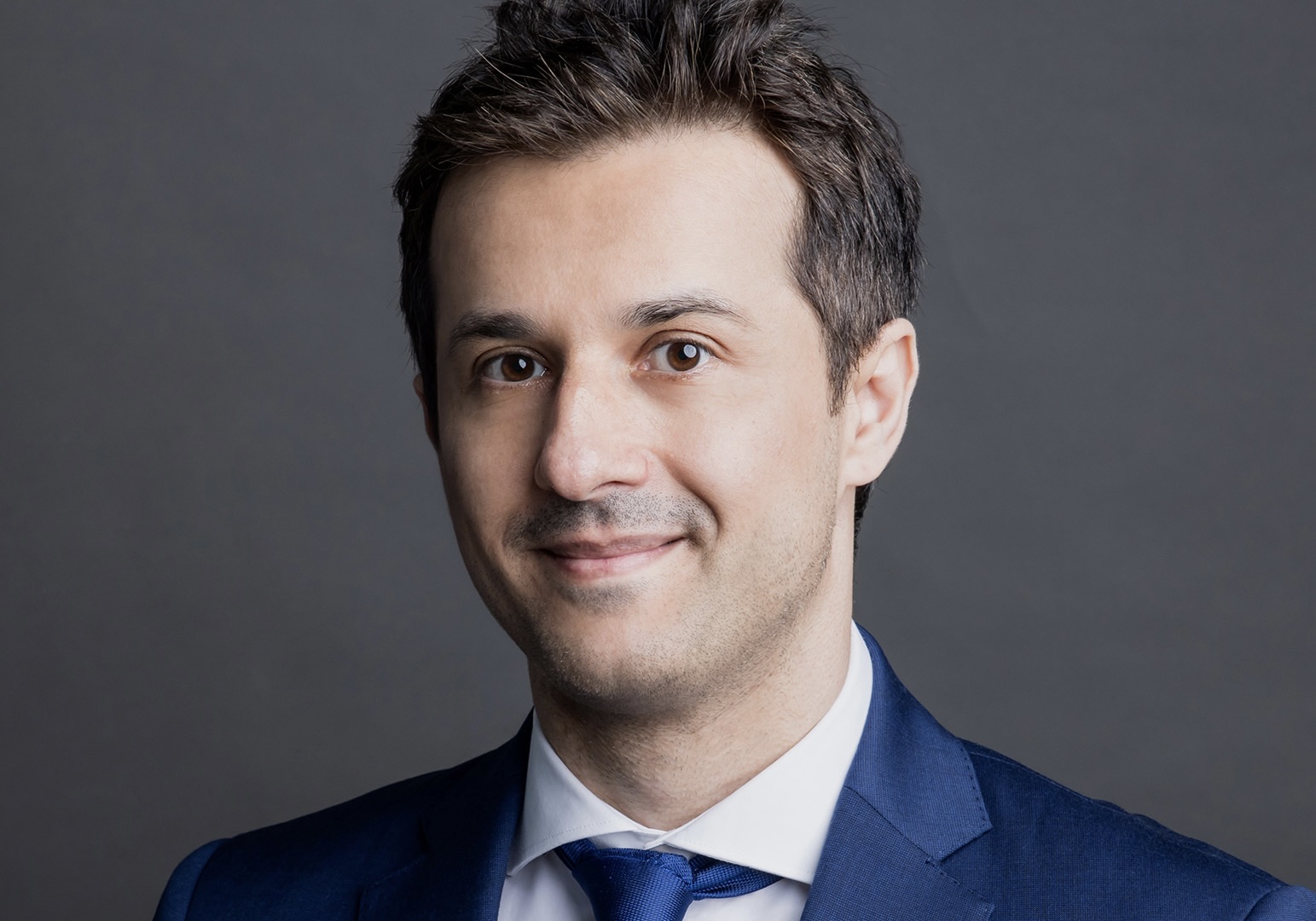 Alex Safavinia, Creative Director and Co-Founder of Kasra Design®